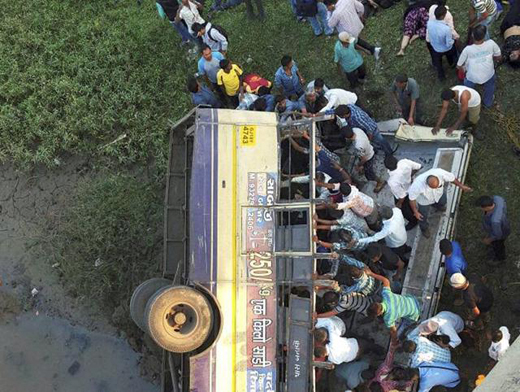 gujarat-bus ac...